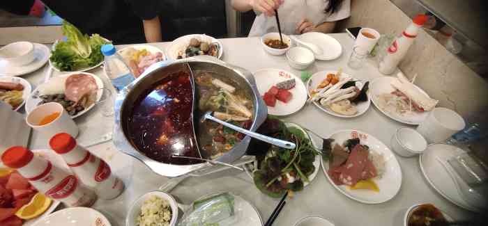 冠菌自助火锅(大朗长盛店)-"菜品丰富,环境优美,口味还特别好,性价比.