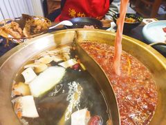 -沸炉重庆老火锅(军事博物馆店)