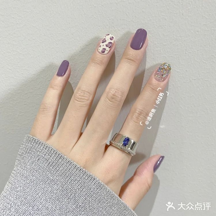 紫色美甲	俏皮少女温柔豹纹亮片渐	 变甲   