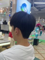 -秦·专注剪发