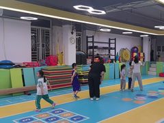-逗你运动体能训练中心(冠城店)