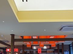 -阿瓦山寨·湘菜现炒·剁椒鱼头王(咸阳总店)