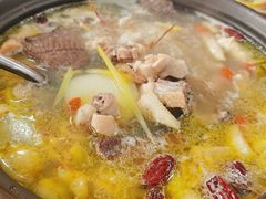 药膳沙煲鸡-周良天山牛杂城(天山路总店)