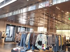 -URBAN REVIVO(深圳华润万象天地店)