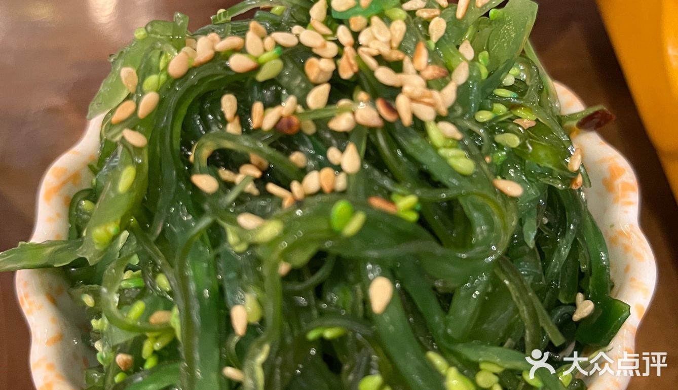 颜值超高，女孩子很难不爱。食材新鲜，螺跟虾都很鲜