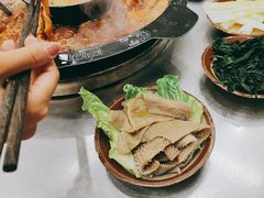 -扎起市井老火锅(乐山总店)