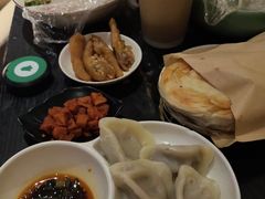 -金色印象·4k影院式足体养生(龙腾路店)