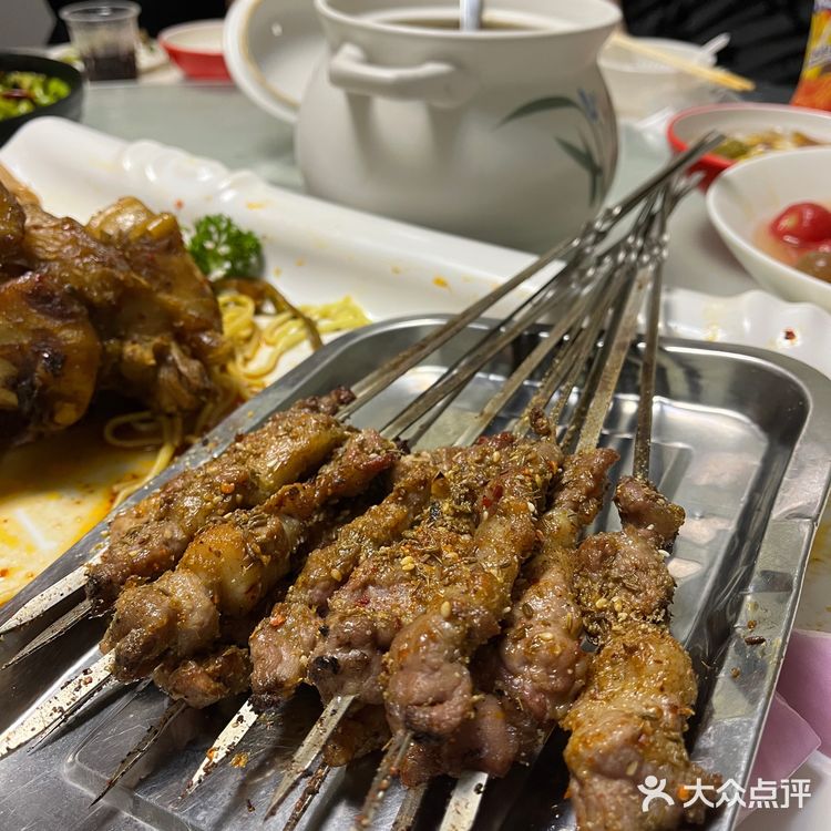 周黑鸭风味的大棒骨