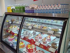 -皇冠幸福里动物奶油生日蛋糕(中山大道二中店)