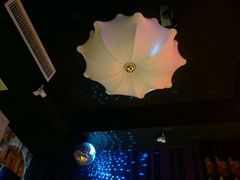 -皇马纯KTV·量贩·聚会(民治店)