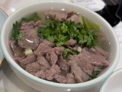 -犇逸·乐山跷脚牛肉·四川现炒(览海店)