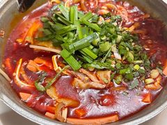 -铁锅哥米线