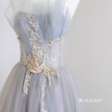 被新娘夸爆的神仙礼服，真的太显白显气质了[爱心]✨