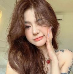 -卡尔诗·科技美肤连锁