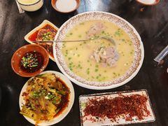 -醉八仙热酒馆(渝中店)
