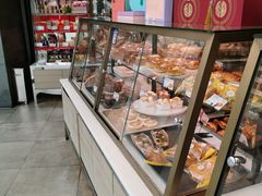 面包甜点陈列柜-巴黎贝甜(国贸店)