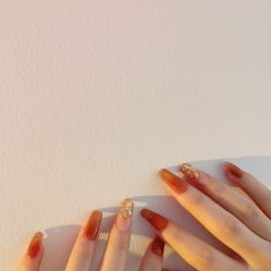 -花系美·美甲美睫精品店