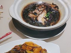 -老码头黑皮肘子锅包肉(赣水路店)