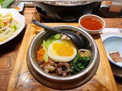 -明洞阿姨·韩式酱蟹烤肉·创意料理(三元桥店)