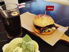 -必胜客(大悦城店)