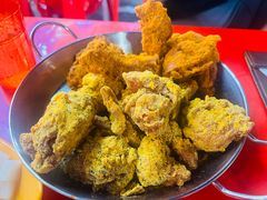 -BHC炸鸡(明洞总店)