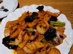关东回锅肉-大哈福烧烤·海鲜·家常菜(延安三路店)