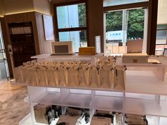 -银座仁志川·生吐司专门店(香港广场店)