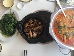 -鑫悦楼煎蟹·16年海鲜大排档