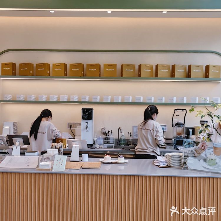 实不相瞒我确实是因为店铺颜值进去一试