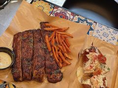 -LESCEDARS Brasserie Bistro香柏树