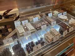 -VENCHI 闻绮(北京国贸商城店)