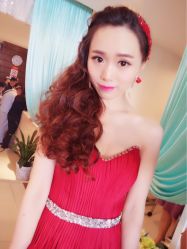 -艾米丽婚纱礼服