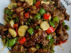 黑胡椒牛蛙-阿木怪味牛骨头
