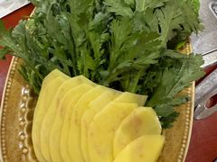 -菌之家·专业纯野生菌火锅·特色炒菌