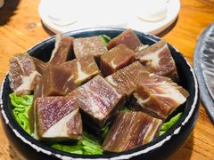 坛子大块肉-原始泥炉烤肉(总店)