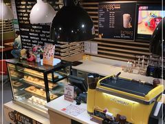 面包甜点陈列柜-麦当劳(西单明珠店)
