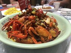 -靓虾二哥长沙地标小龙虾(五一广场店)