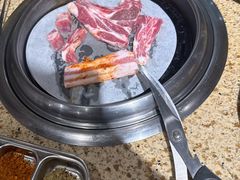 -姜胖胖韩式自助烤肉(光明万达店)