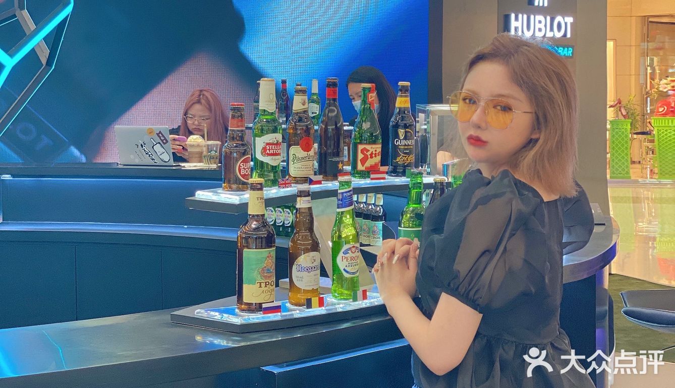 沈阳新晋限时打卡地💥宇舶表欧洲杯限时概念BAR