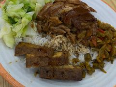-瑞霖·隆江猪脚饭
