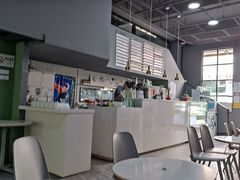 -ADO KAFE(大学城店)