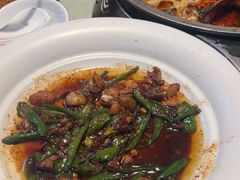 -阿瓦山寨·湘菜现炒·剁椒鱼头王(咸阳总店)