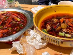 招牌香辣蟹-休记光头香辣蟹干锅店(衣冠庙店)