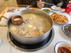 -朴小妹人参鸡汤火锅(长白山万达店)