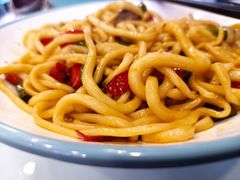 -杨记跷脚牛肉面(临汾鼓楼广场店)