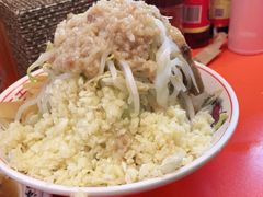 二郎系拉面-拉面莊夢語＆中华料理八椿