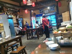 -富正毅三下锅·湘西韵味(天门山索道店)