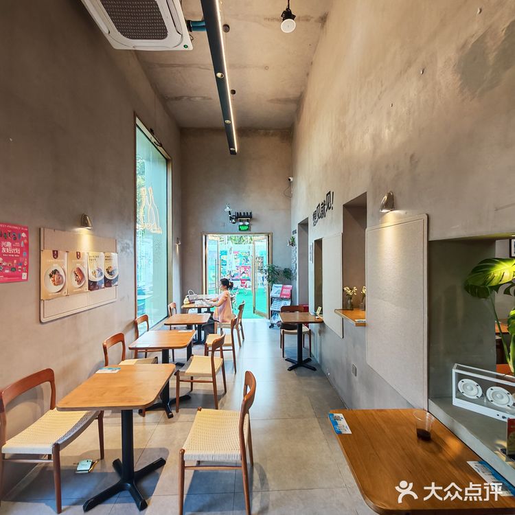 团结湖餐酒吧,环境超好适合脑袋放空!