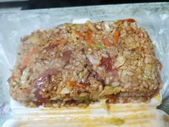 鱼香腊肠肝尖炒面-老婆婆炒饭(小白楼1902欧式风情街店)