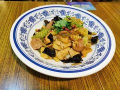 -蜀天上精专麻辣香锅(文定路店)
